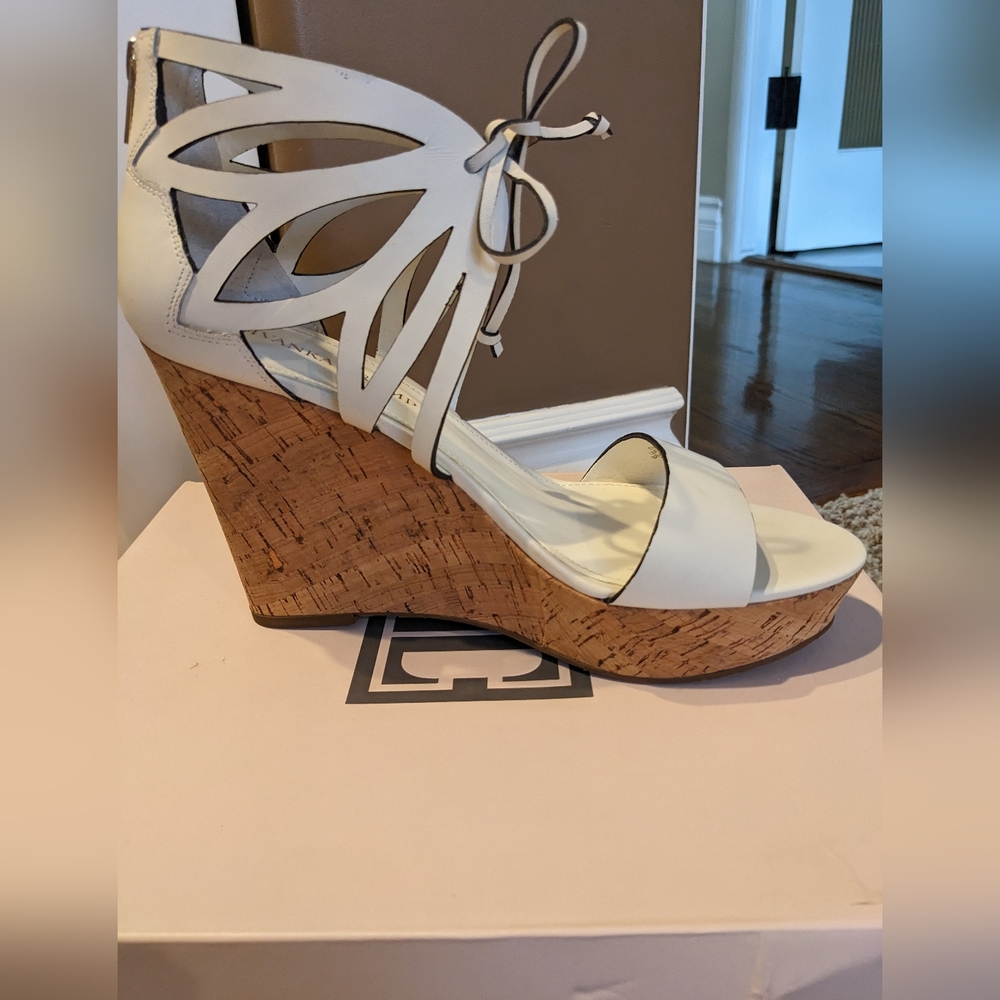 NWT Ivanka Trump platforms